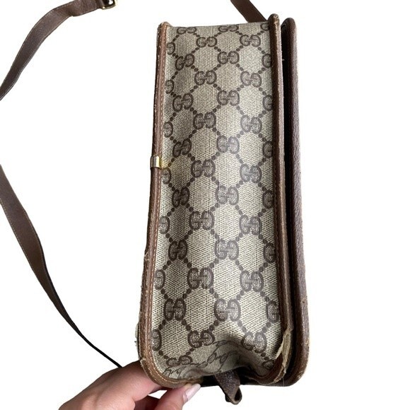 Vintage Gucci Shoulder Bag Flap Closure Classic‎ Brown Monogram - Picture 6 of 11